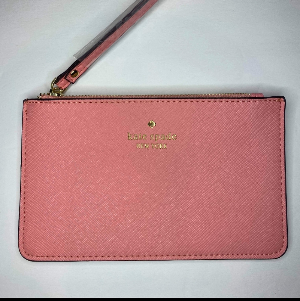 Light Pink Kate Spade Wristlet ♠️